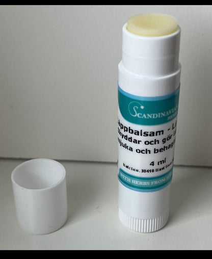 The Invigo Glamour Lip Balm™